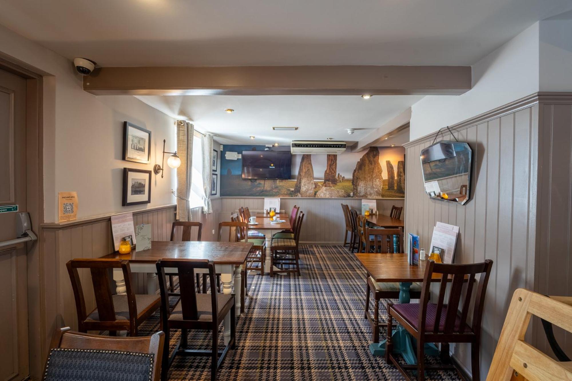 West Port Hotel リンリスゴー エクステリア 写真