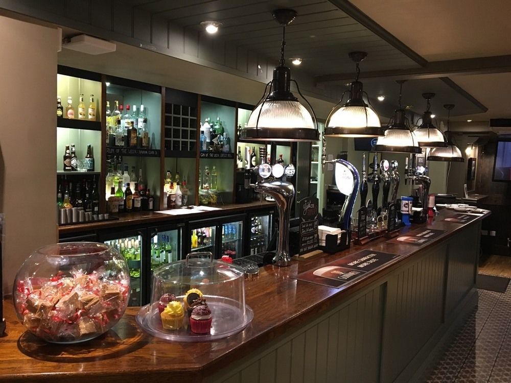 West Port Hotel リンリスゴー エクステリア 写真