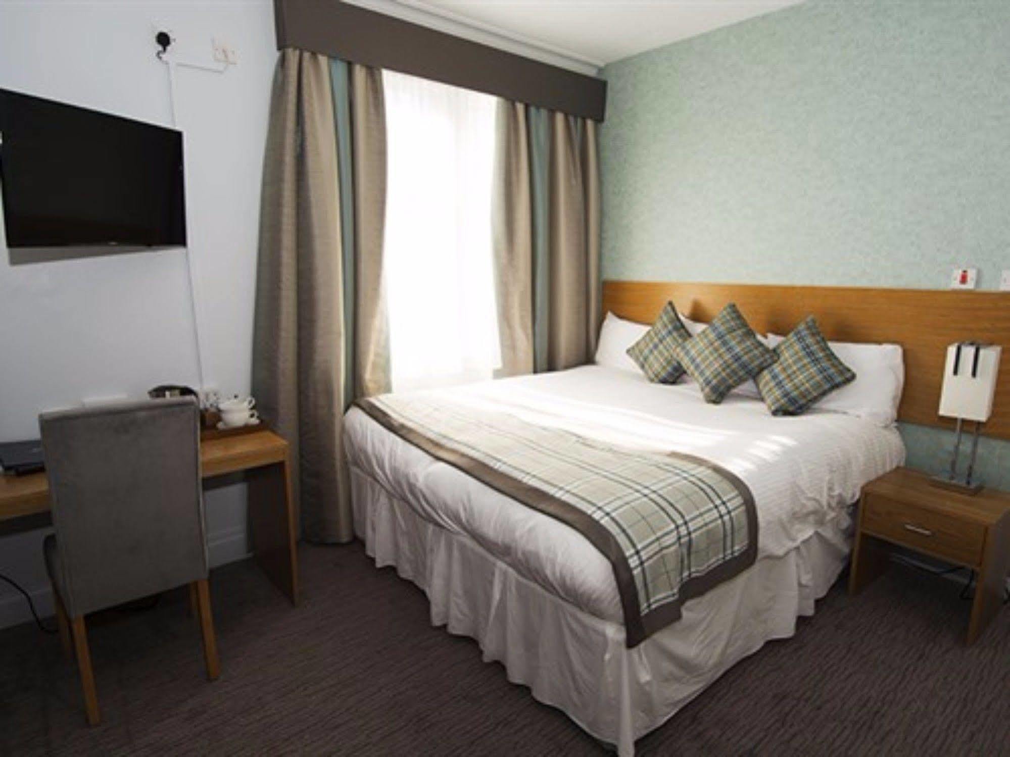 West Port Hotel リンリスゴー エクステリア 写真