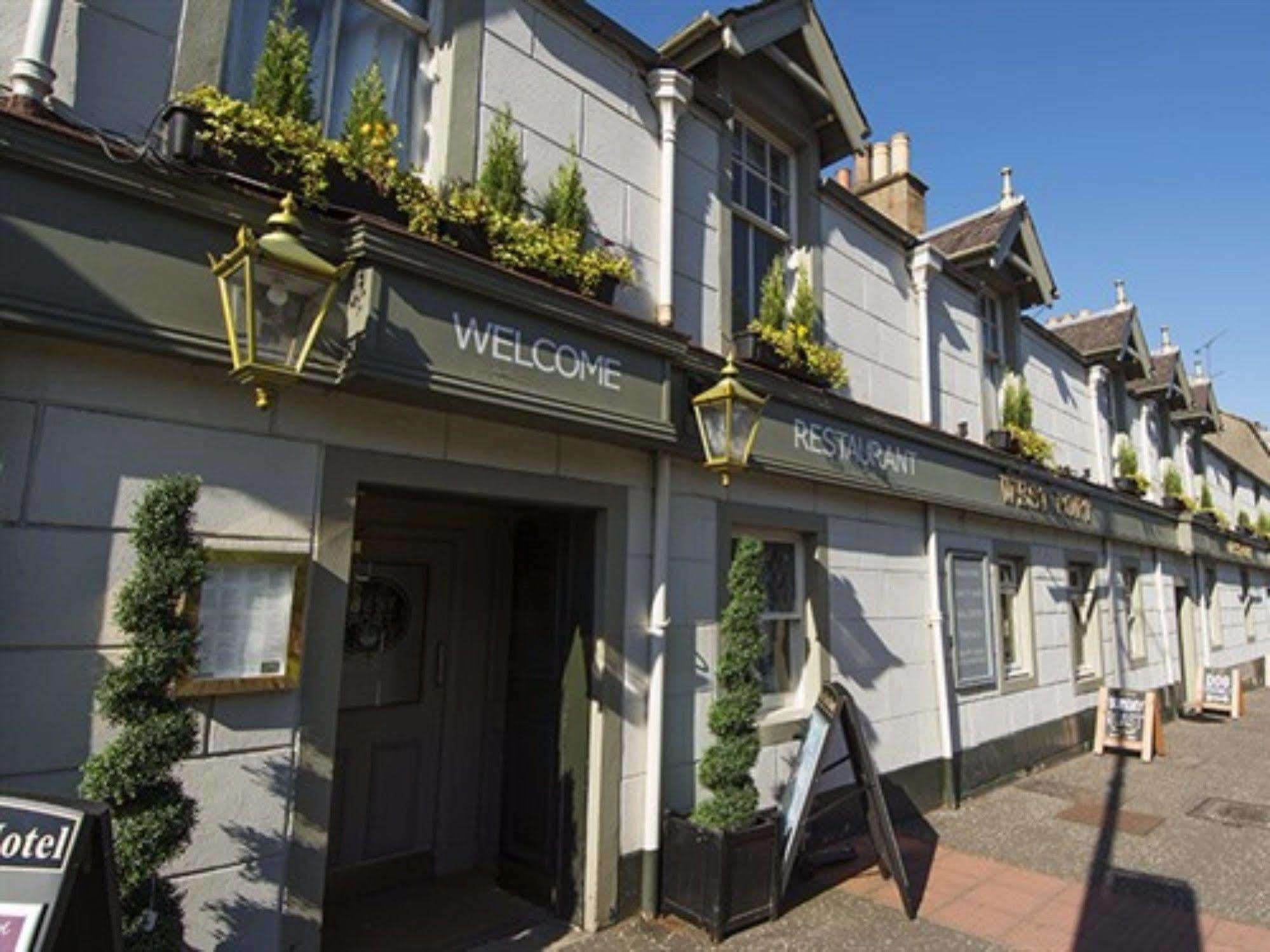 West Port Hotel リンリスゴー エクステリア 写真